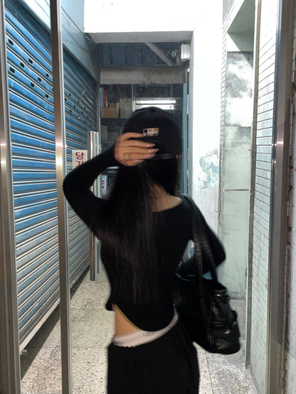 BASIC ROUND NECK LONG SLEEVE -BLACK