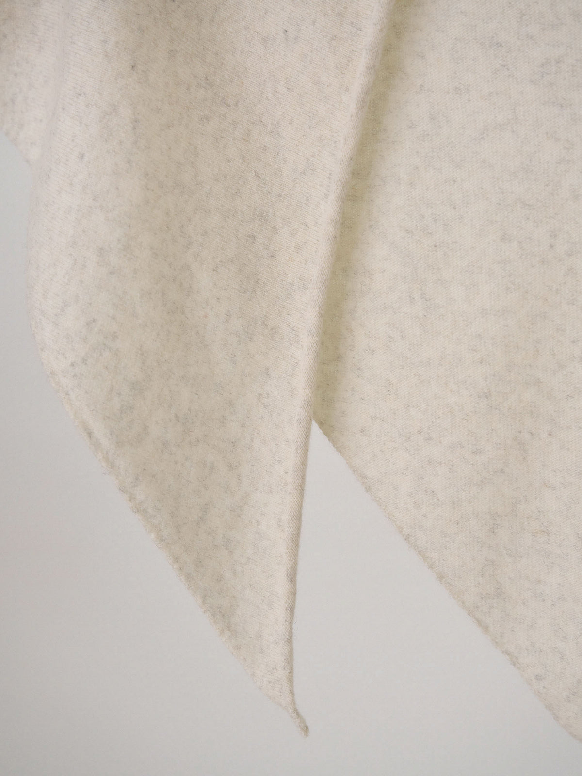 Triangle Scarf - Oatmeal 8
