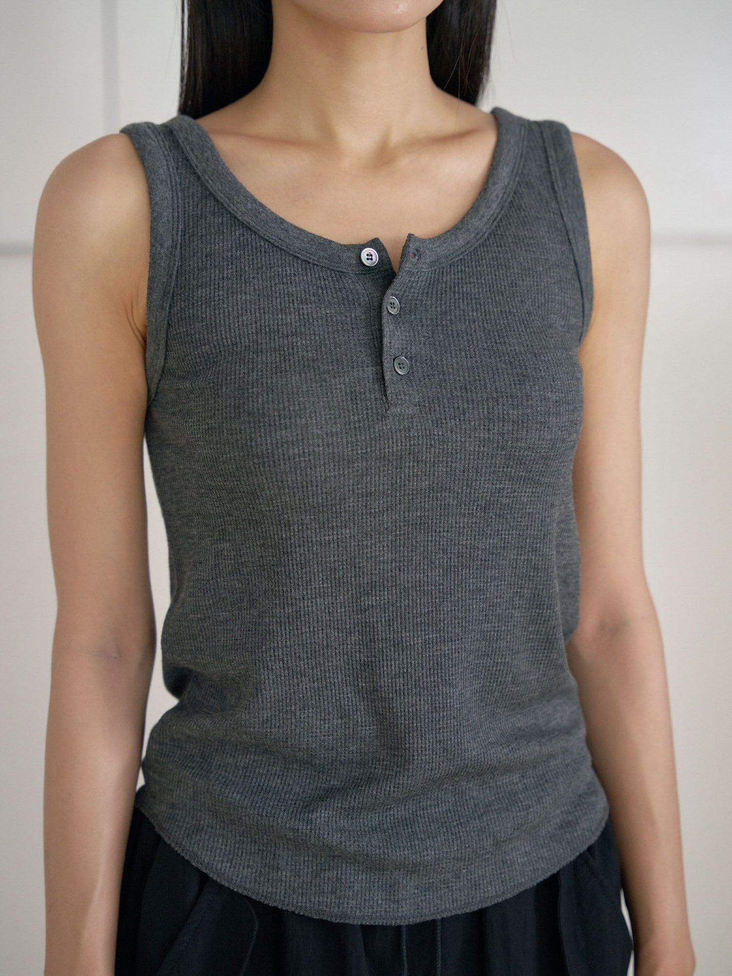 Waffle Button Sleeveless - Charcoal