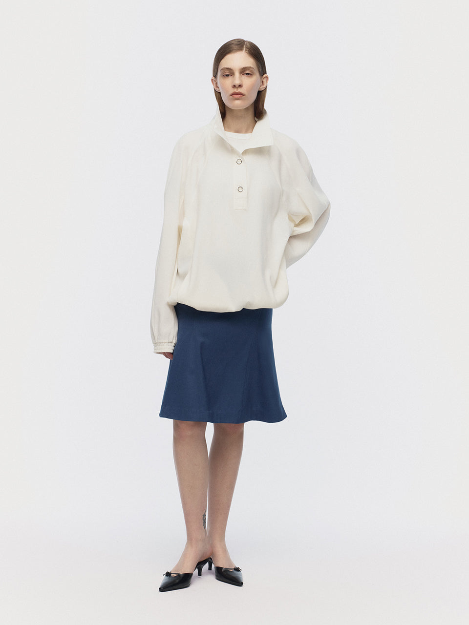 [ARIK.] [24SS] HELVETIOS oversized anorak Ivory