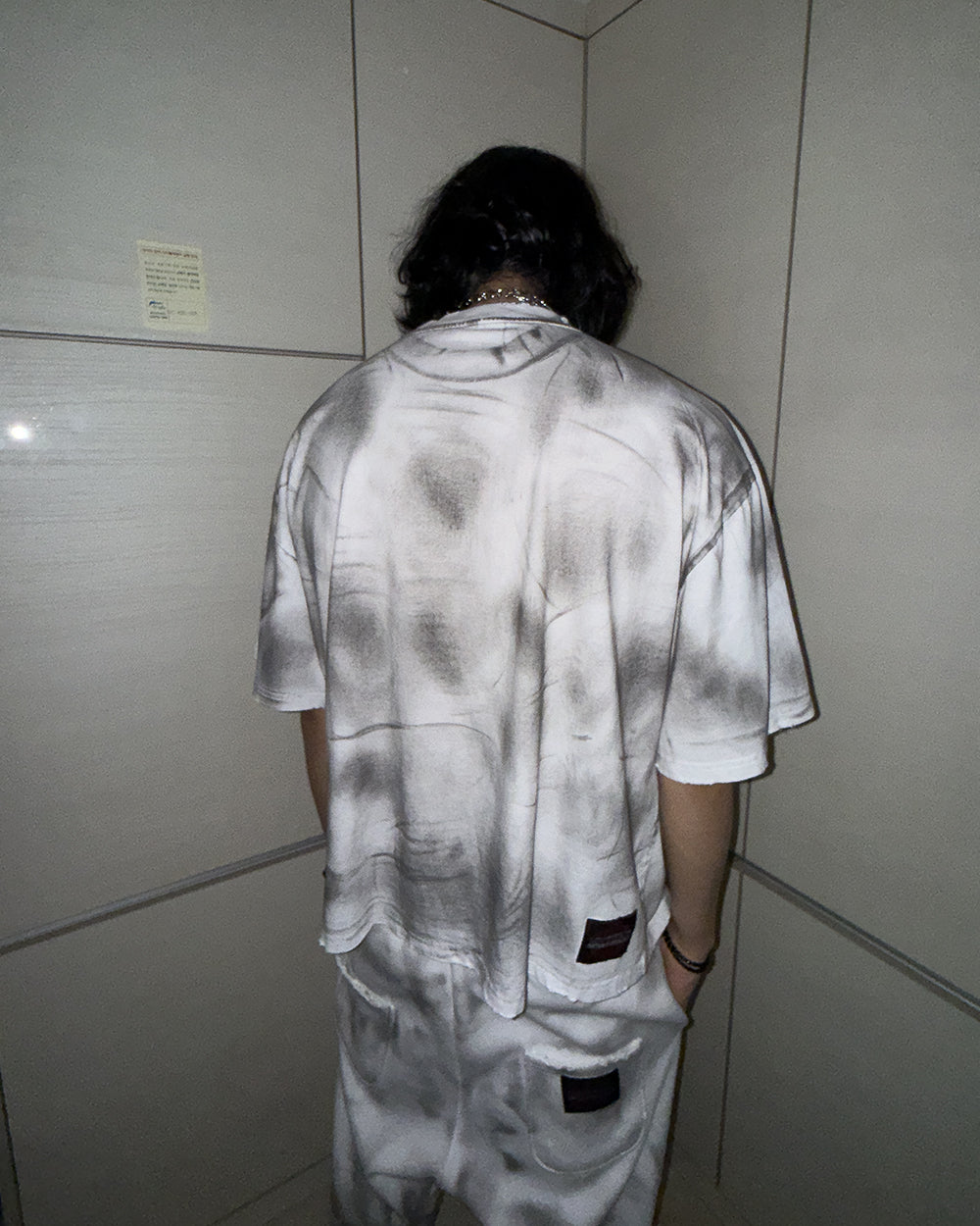 Code M.C.R. tee WH