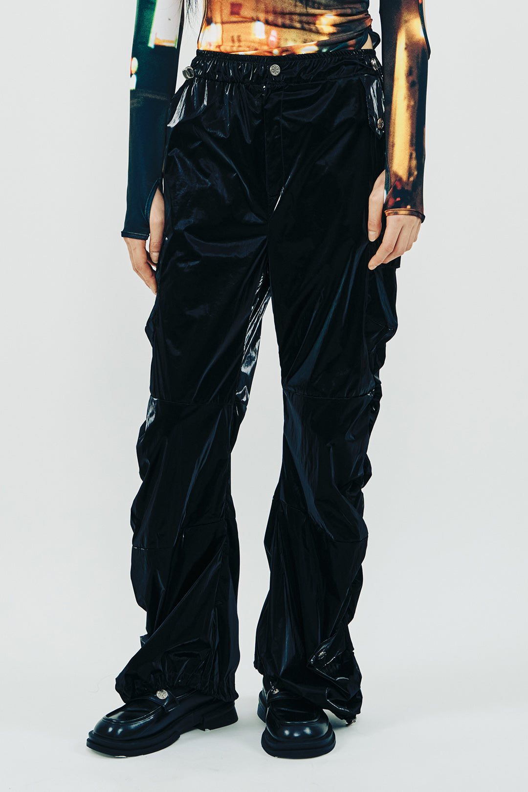 SIDE SHIRRING PANEL PANTS_BLACK