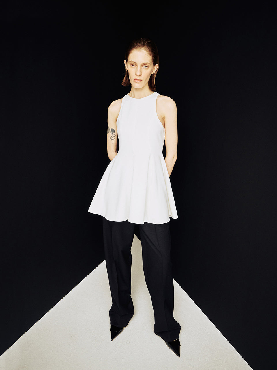 [ARIK.] [24SS] MIRA panel flare sleeveless top Ivory