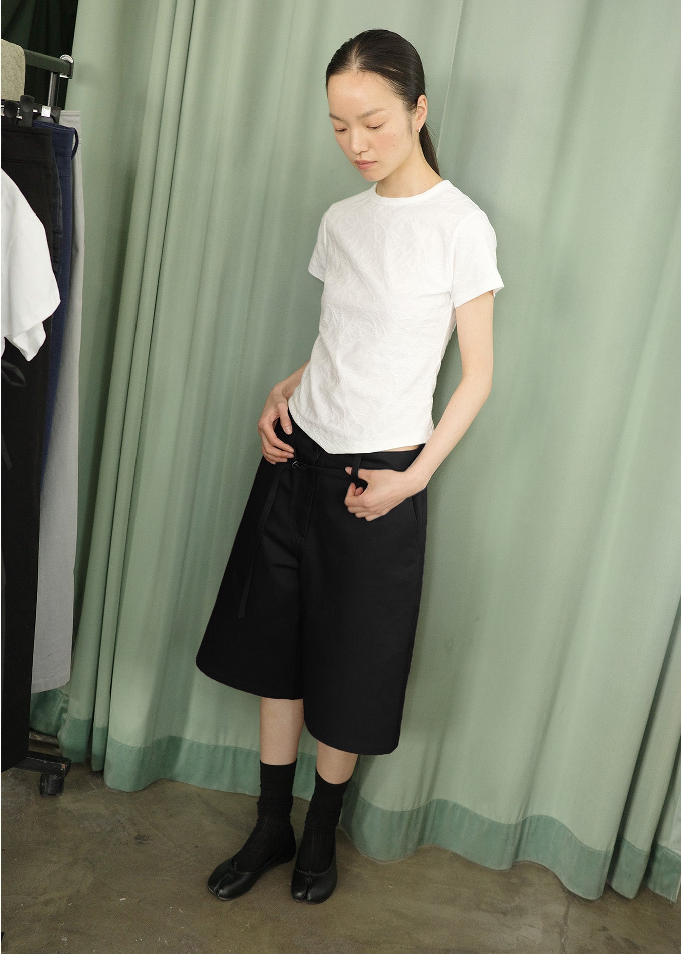 LINE BELT HALF PANTS -BLACK