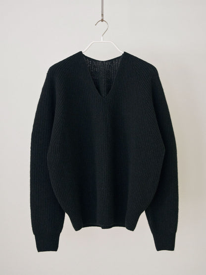 MARAN Wool V-neck Raglan Pullover - Black 商品画像16/19