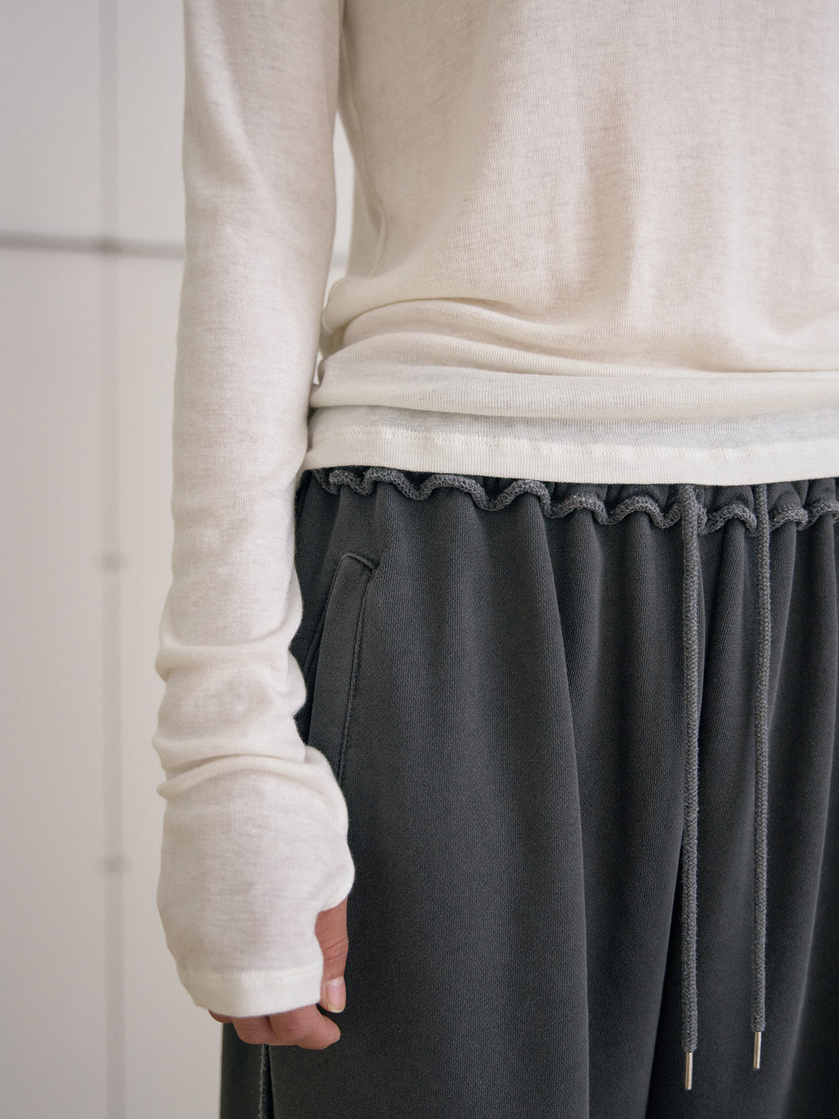 Finger Hole Long Sleeve - Ivory 11