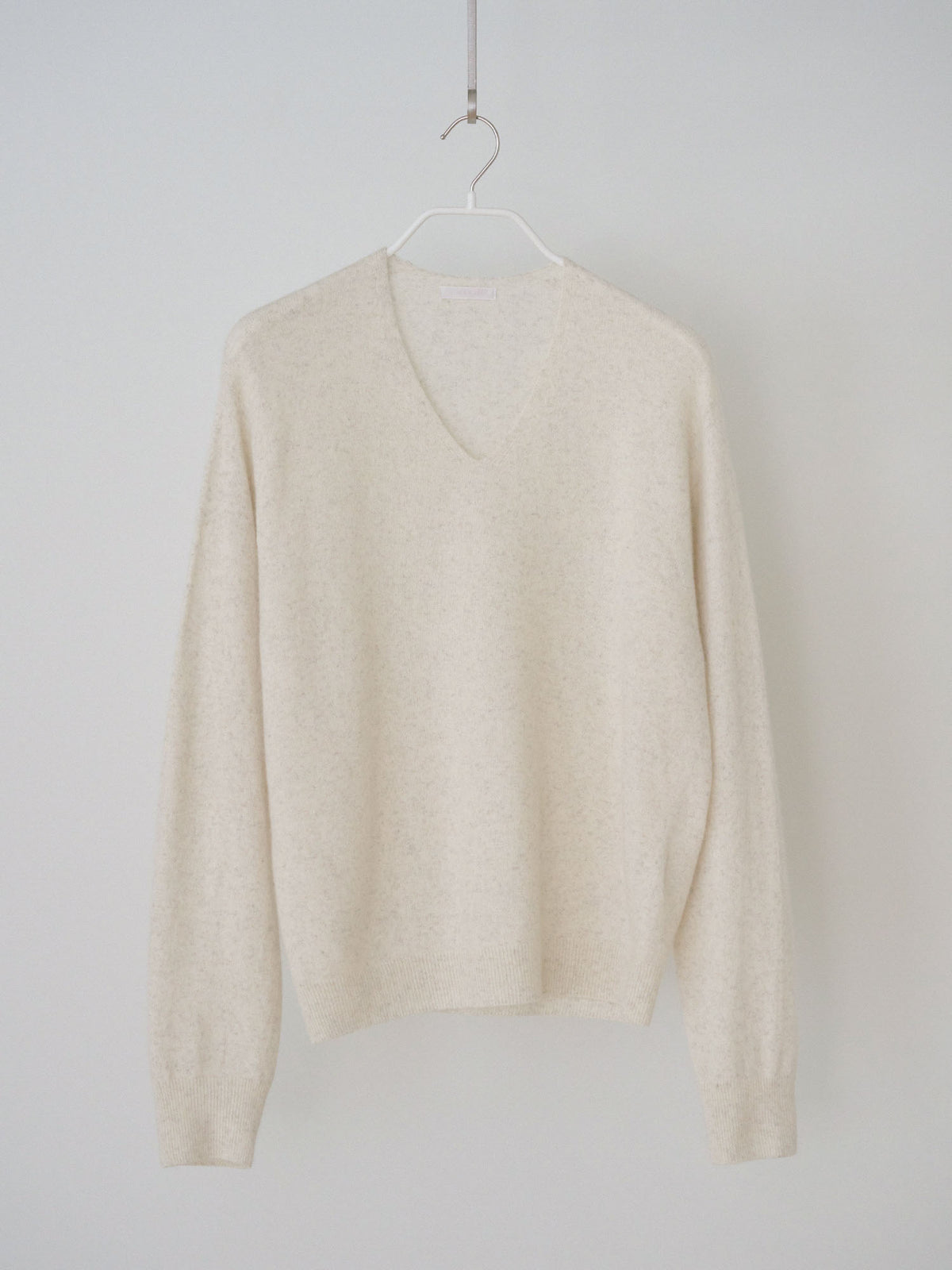Cashmere Blend V-neck Pullover - Oatmeal 6