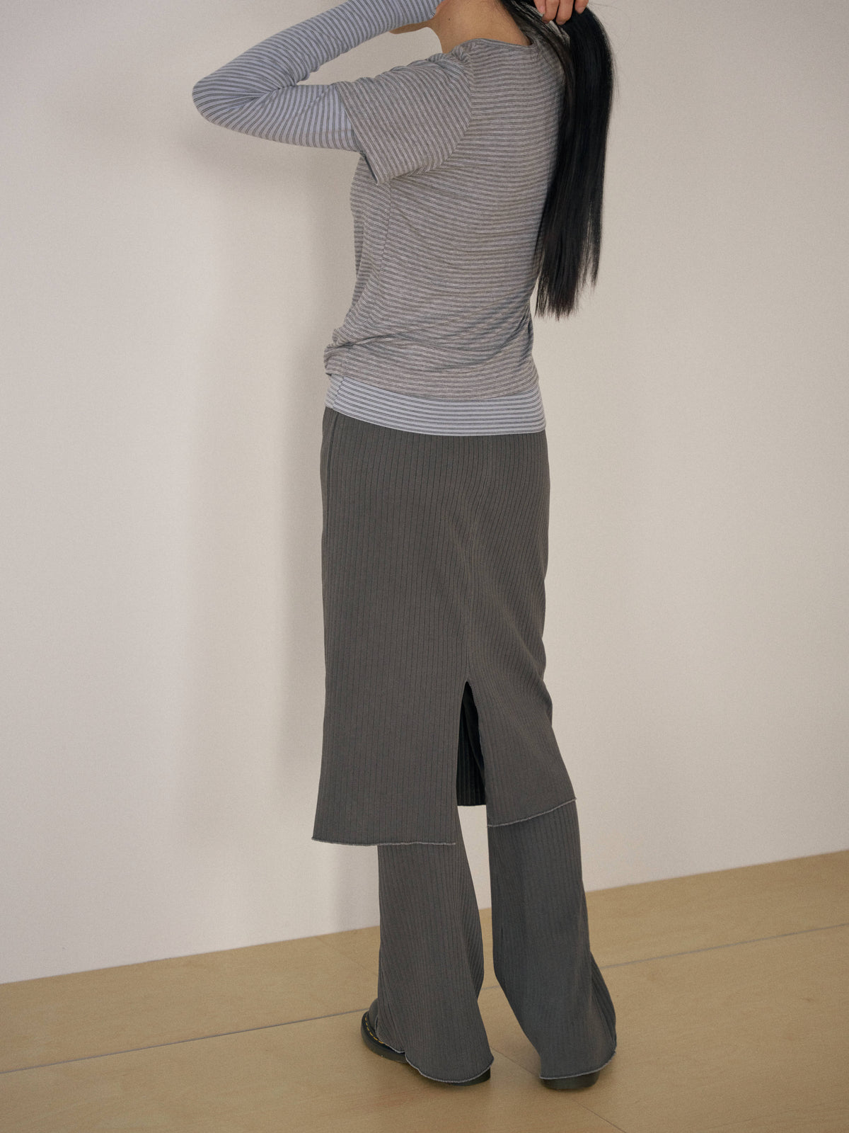 Pigment Rib Skirt - Charcoal 7