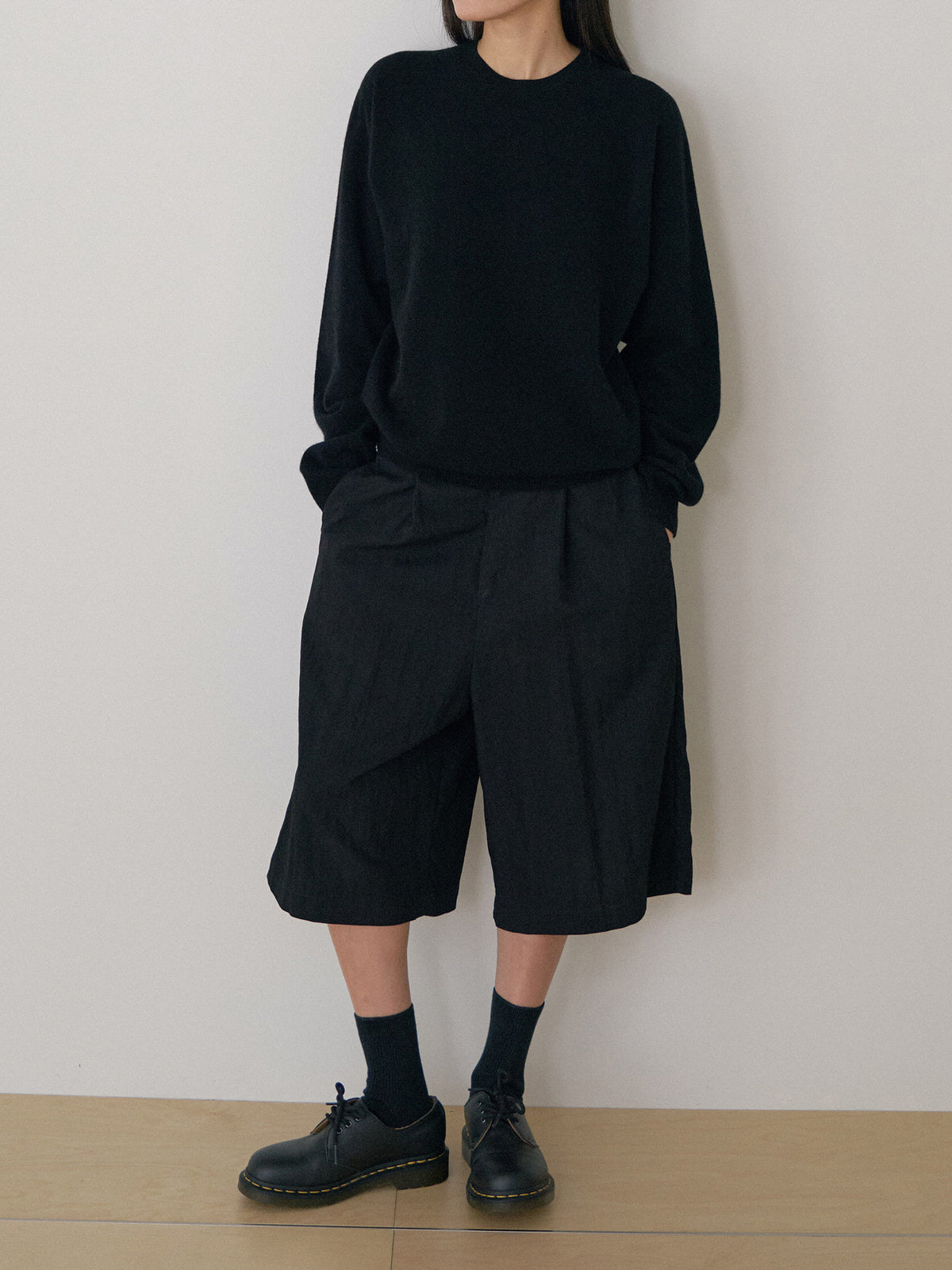 Cashmere Round Pullover - Black 3
