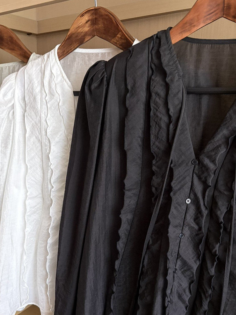 【A MA:DE】Baguette blouse ( 3color )