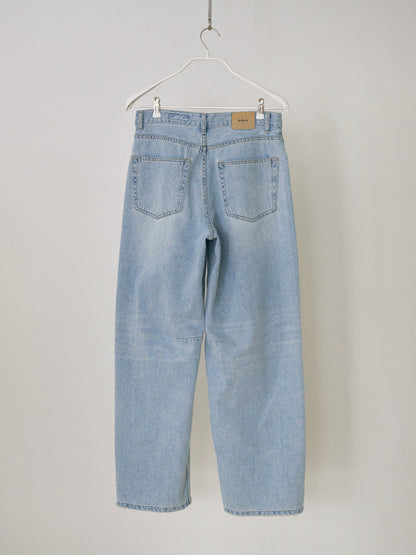 Curved Denim Pants - Light Indigo 7