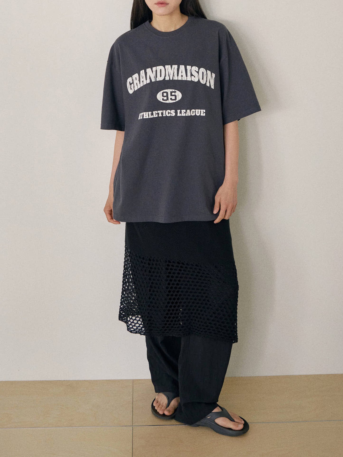 Crack Lettering Short Sleeve - Charcoal