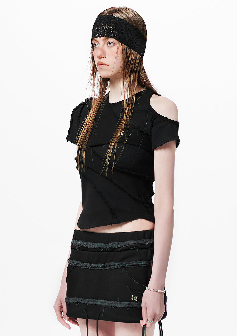 Layered Off-Shoulder Slim T-Shirt