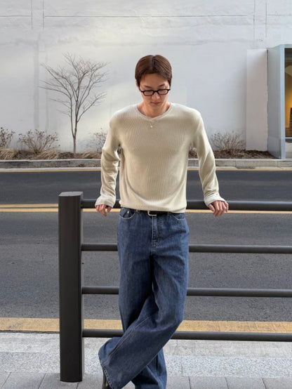 Pigment Knit V-Neck