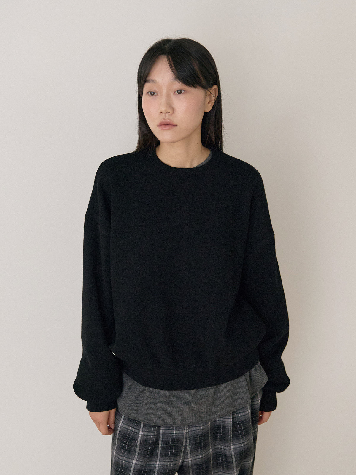 Ray Round Pullover - Black 6