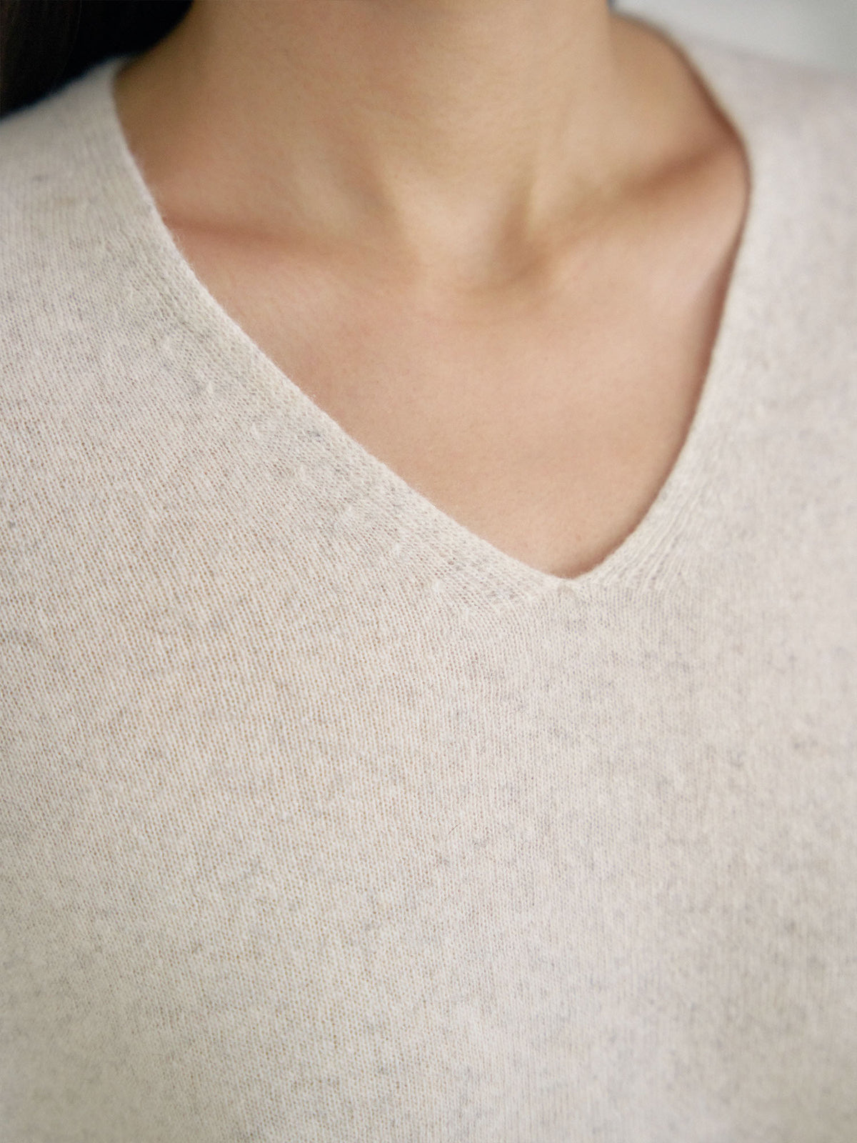MARAN Cashmere Blend V-neck Pullover - Oatmeal 商品画像15/21