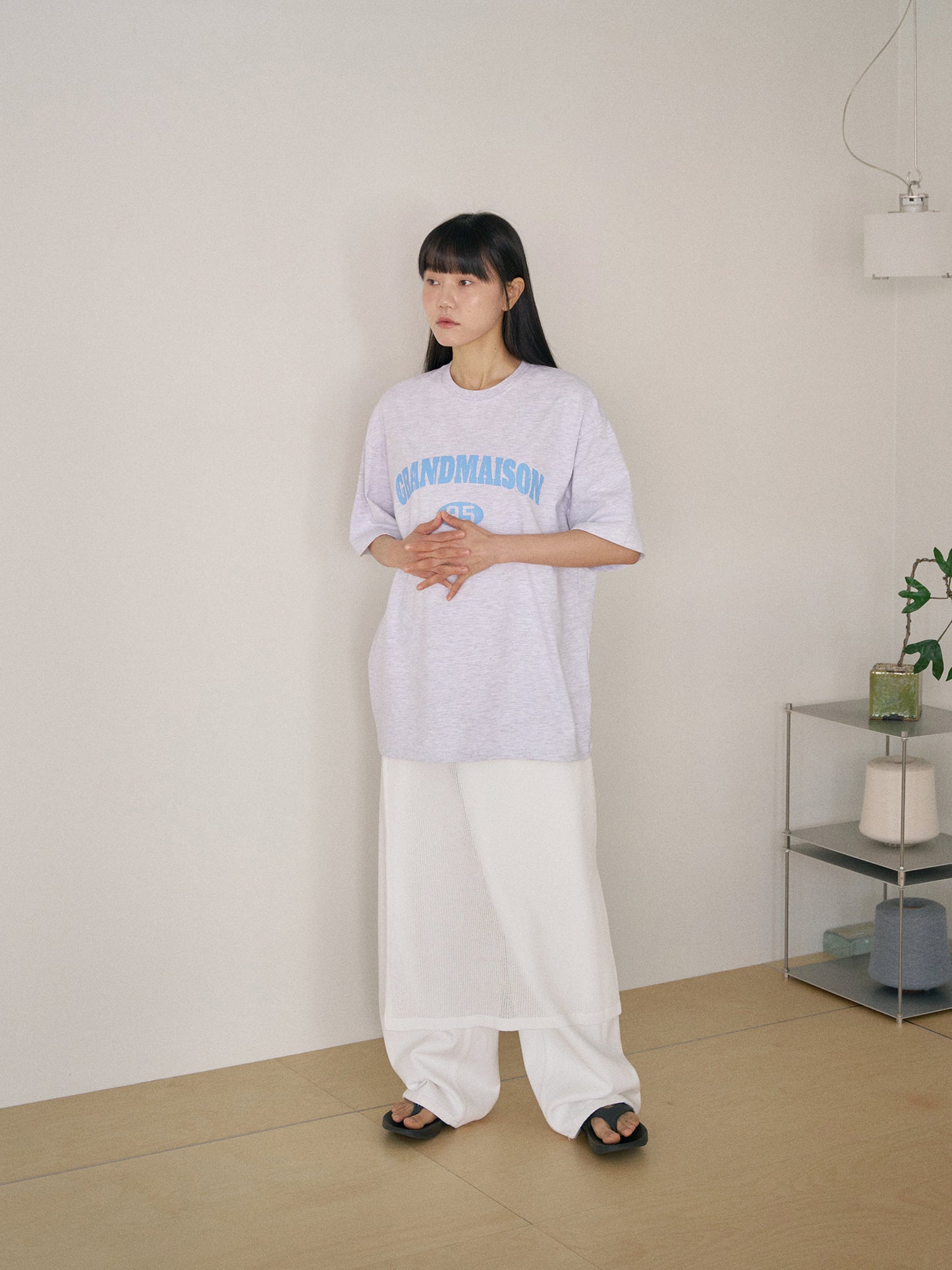 Crack Lettering Short Sleeve - Light Gray