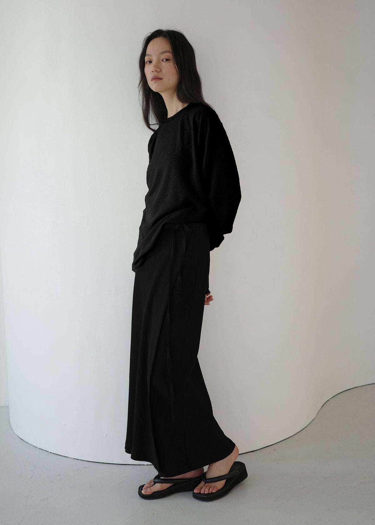 COMFY WRAP SKIRT -BLACK