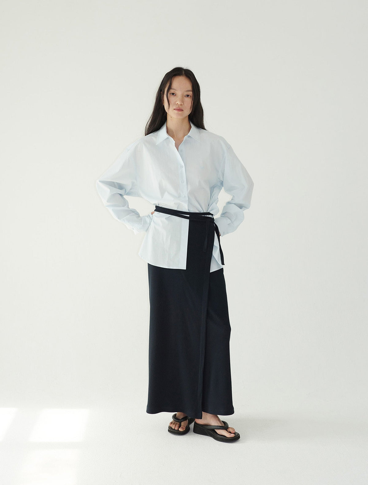HWI LOGO SHIRT -BLUE