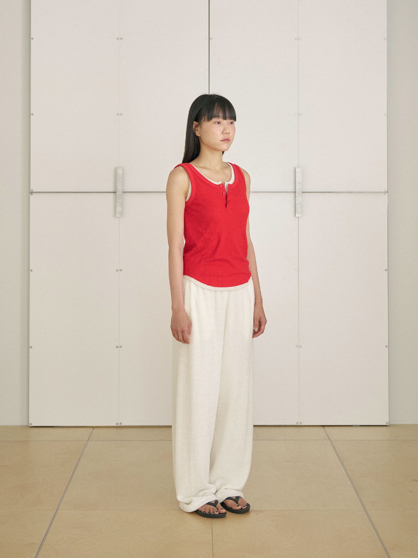 Waffle Button Sleeveless - Red
