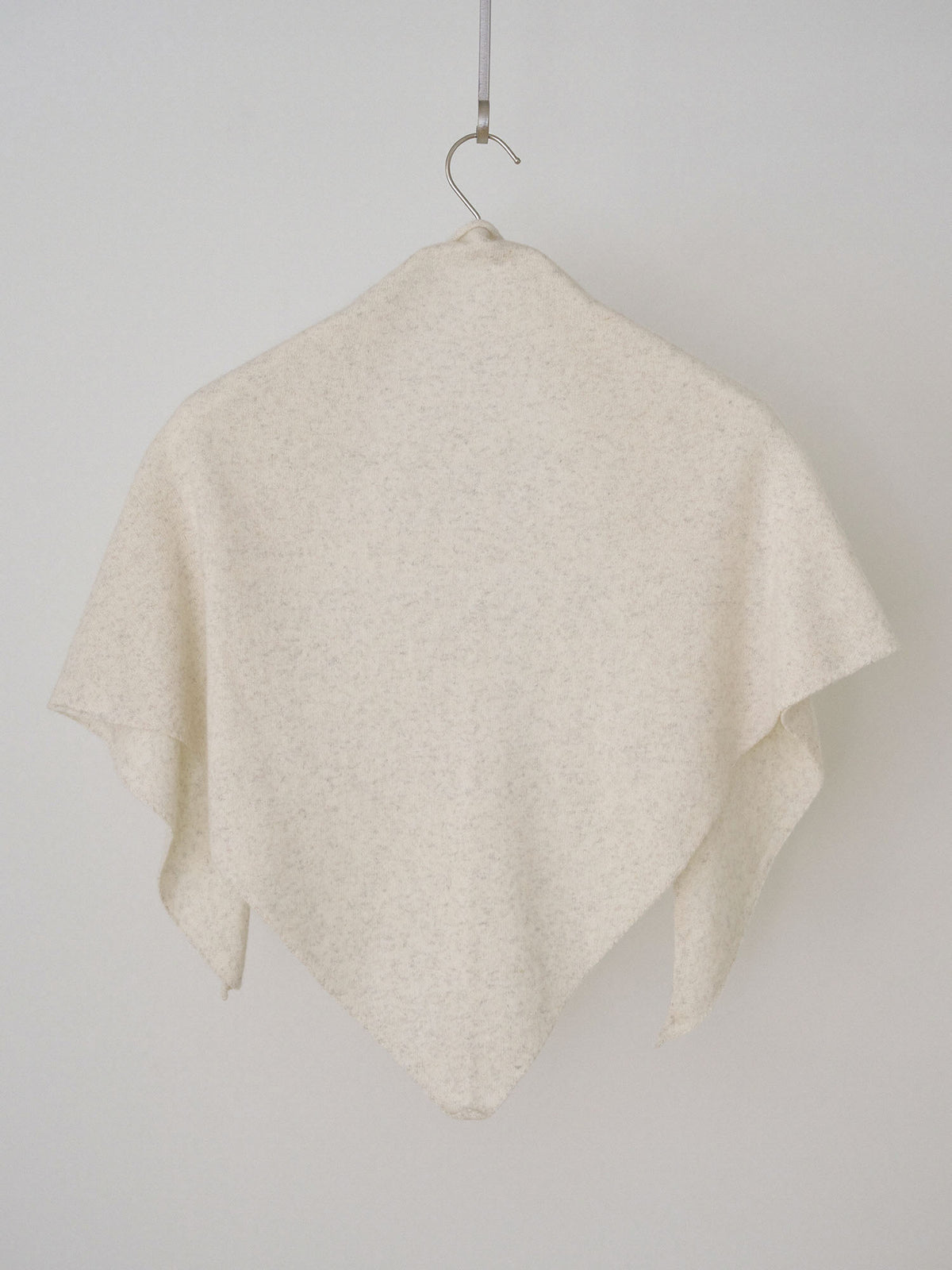 Triangle Scarf - Oatmeal 9
