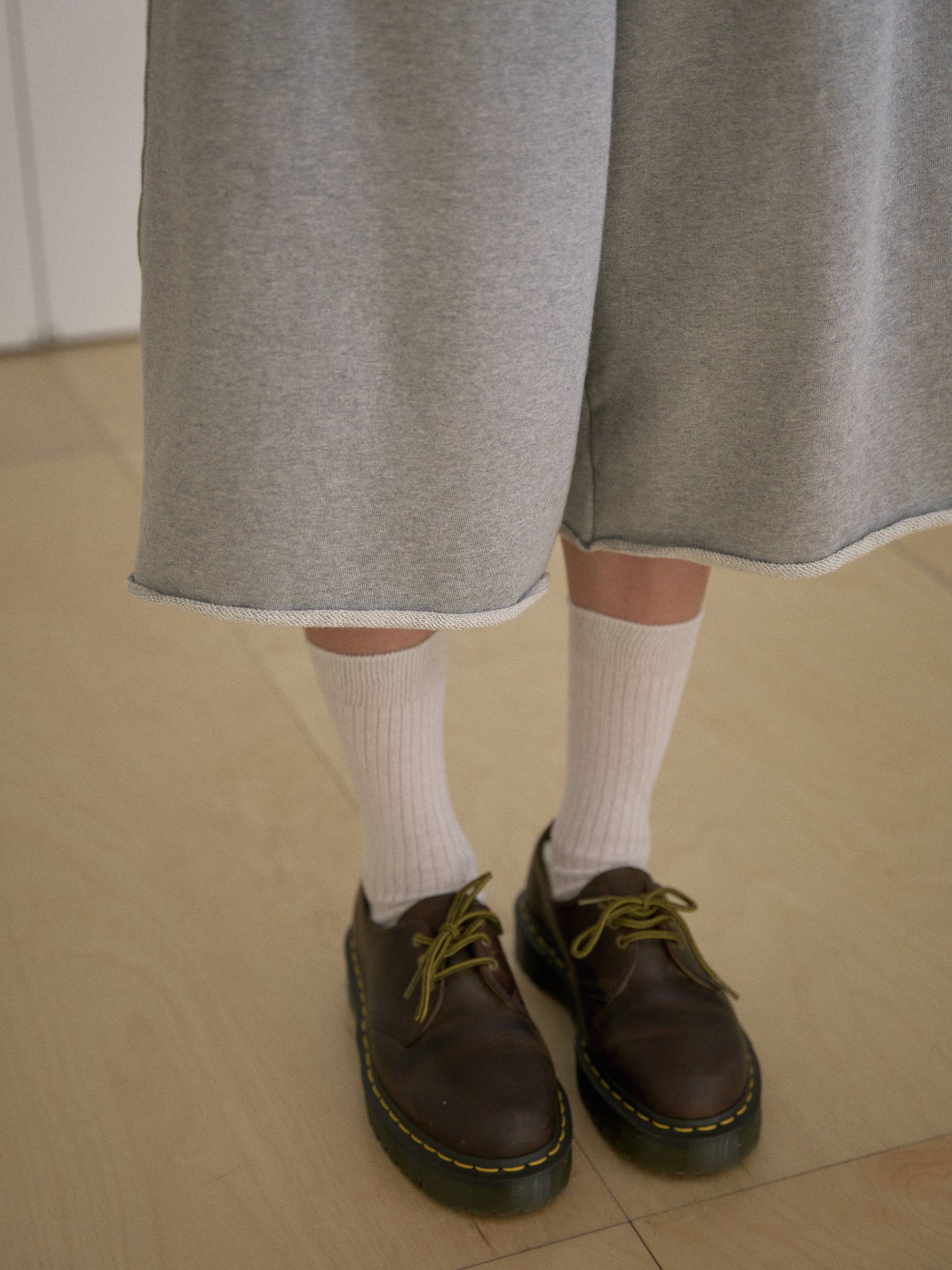 Cutoff Half Sweatpants - Gray