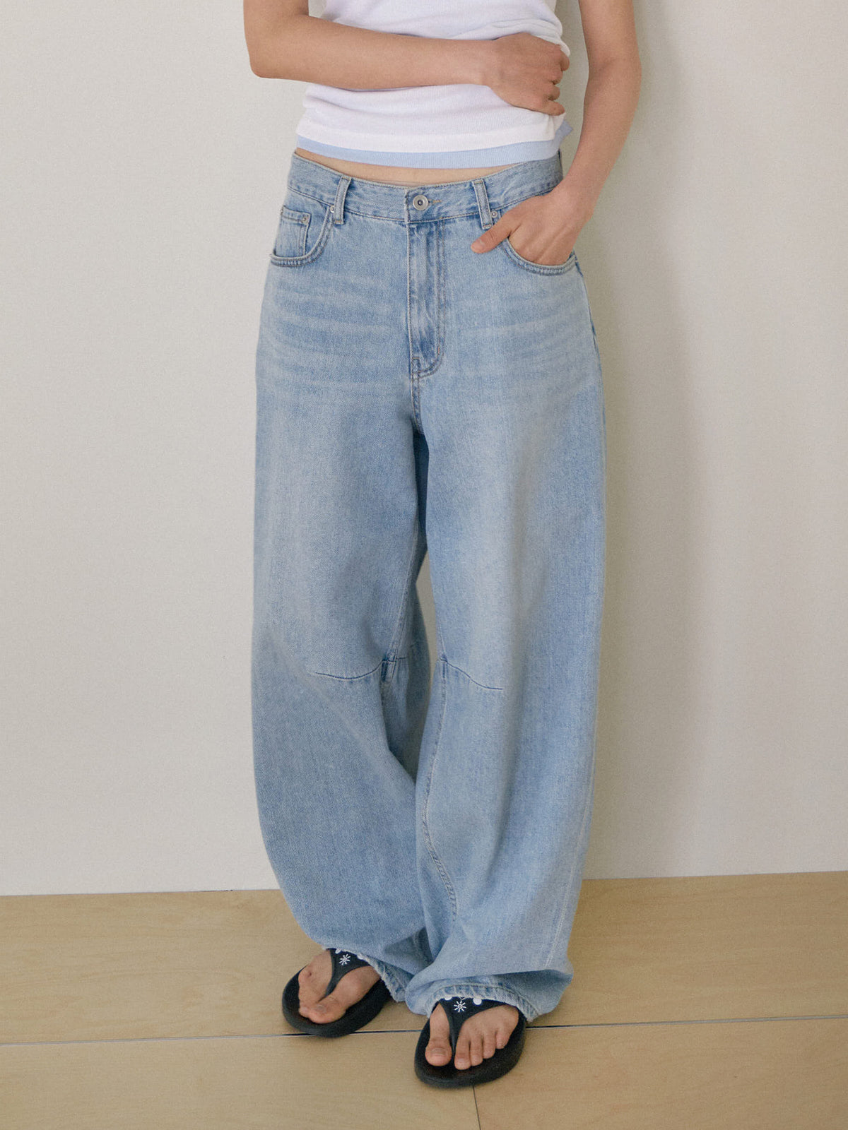 Curved Denim Pants - Light Indigo 9