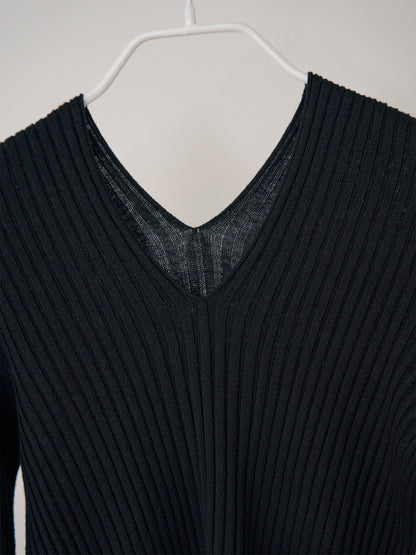 MARAN Double V-neck Rib Pullover - Black 商品画像15/17