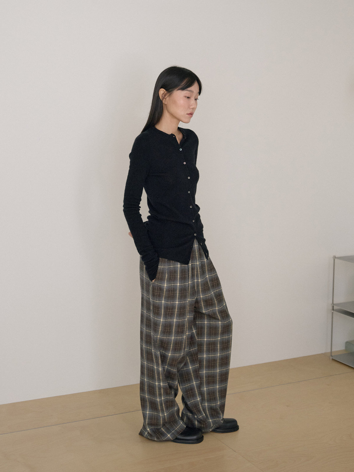 Alpaca Button Cardigan - Black 8