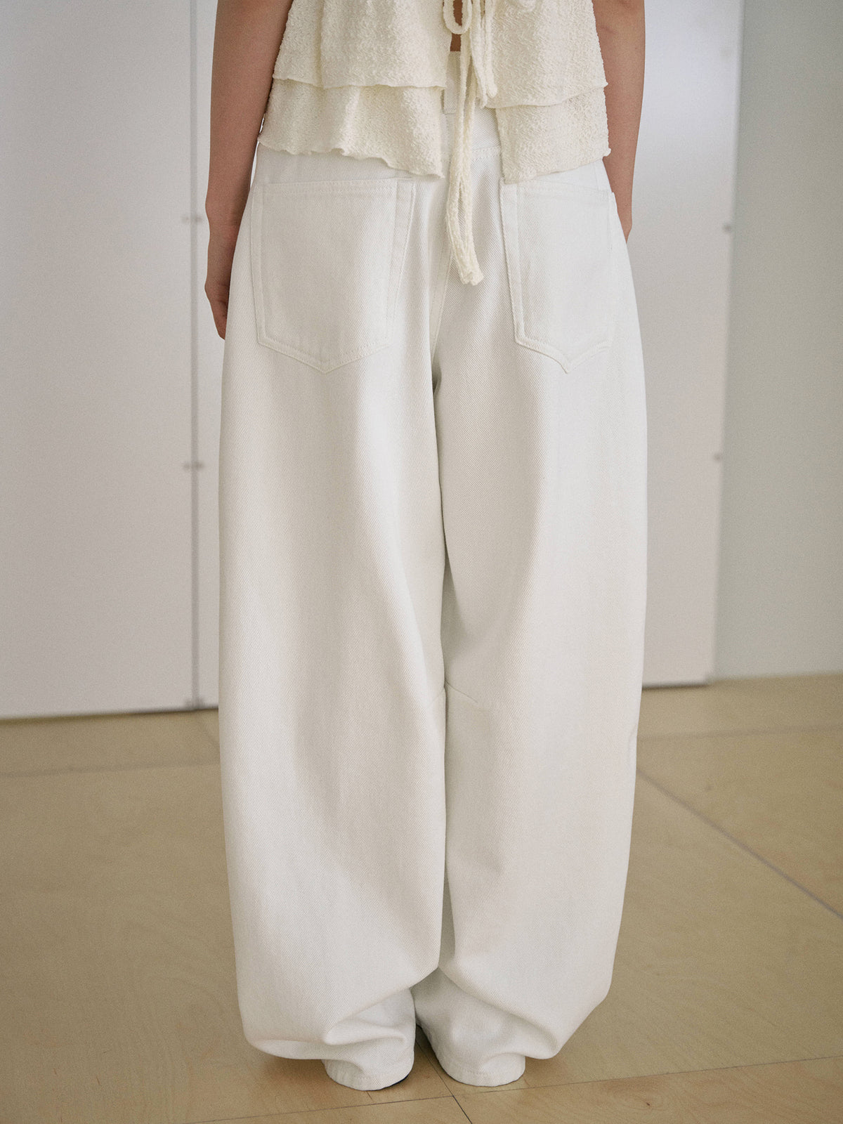 MARAN Curved Denim Pants - Ivory 商品画像13/21