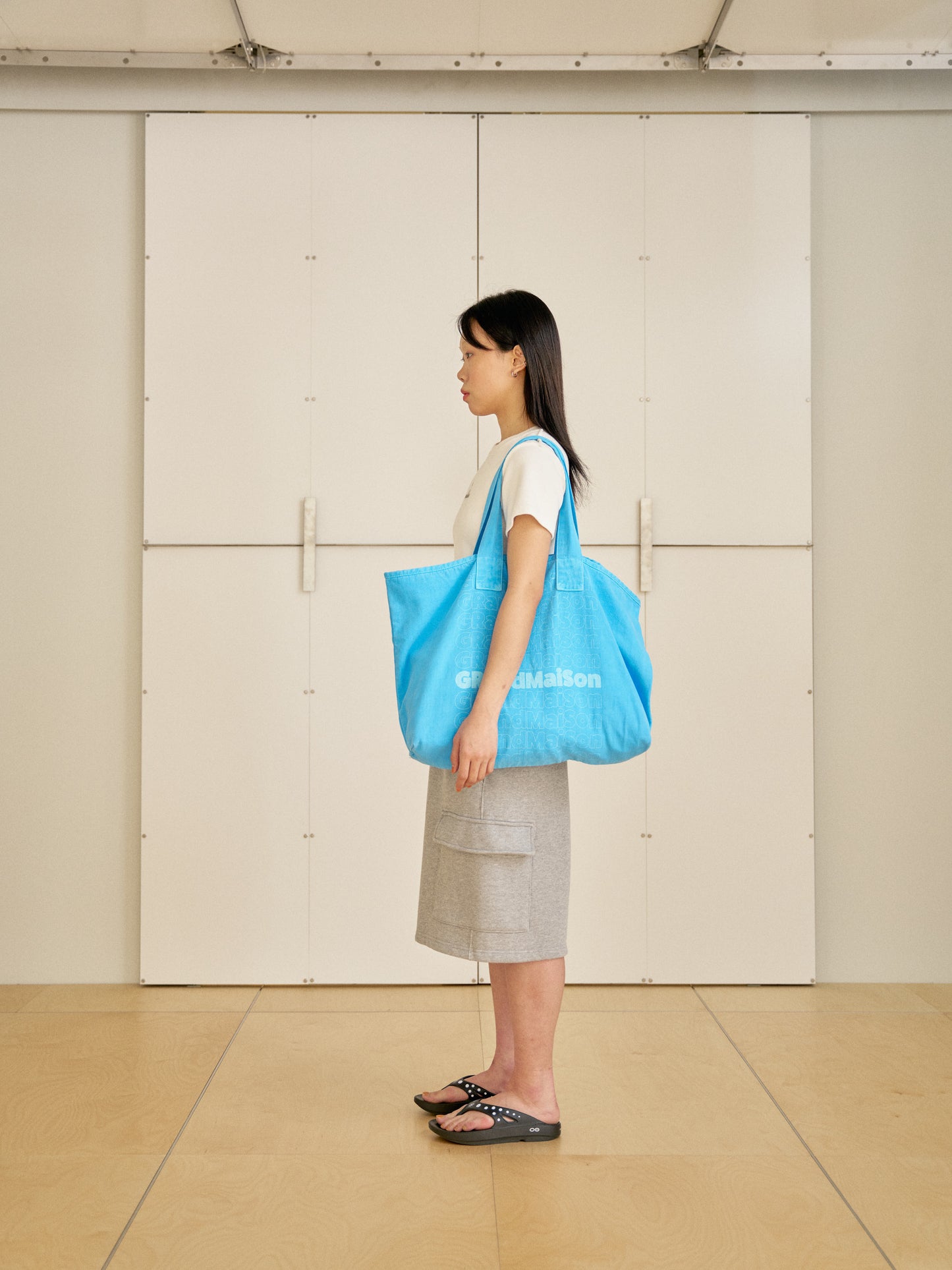 Pigment Lettering Shoulder Bag - Blue