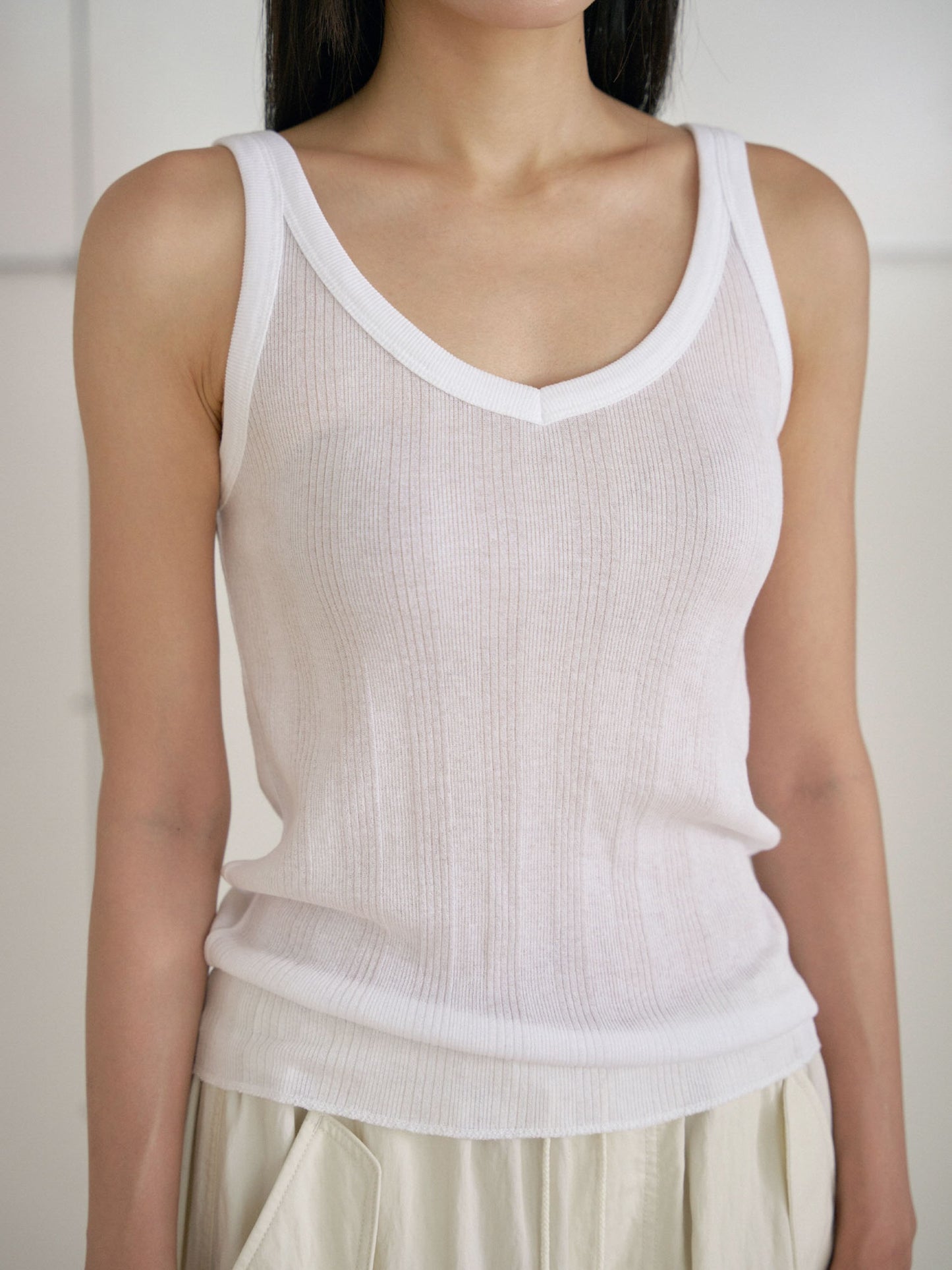 Summer V-neck Sleeveless - Ivory