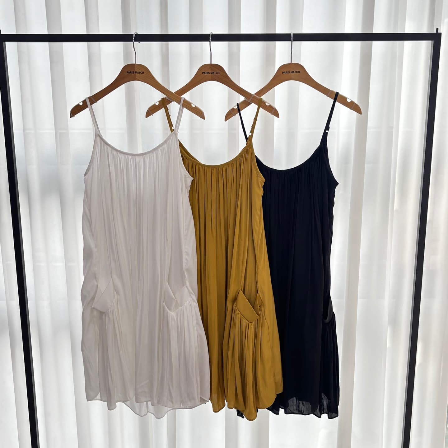 【hiir 2026SS】pm_Flowy Pocket Slip Dress