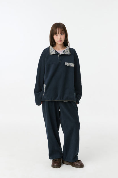 FLORAL CONTRAST FLEECE PULLOVER, NAVY