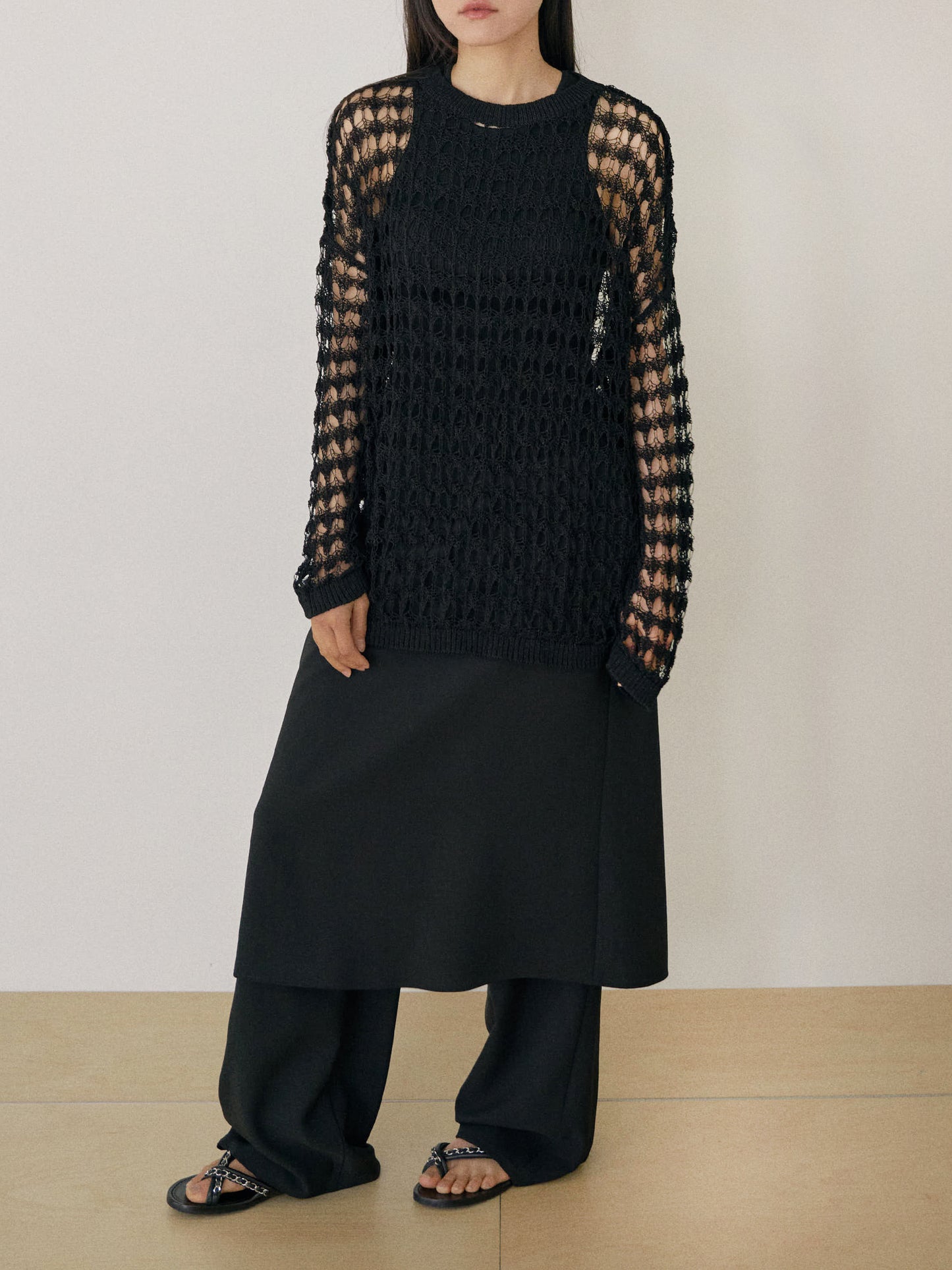 Net Round Pullover - Black