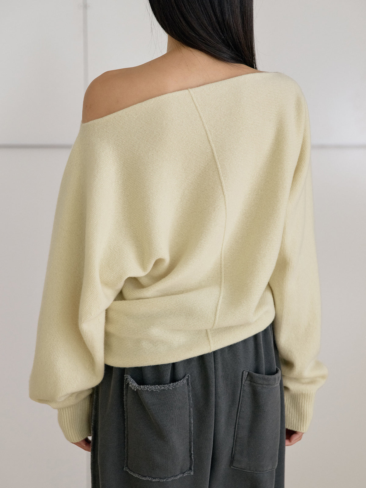 MARAN Flow Boat Neck Pullover - Pale Yellow 商品画像13/21