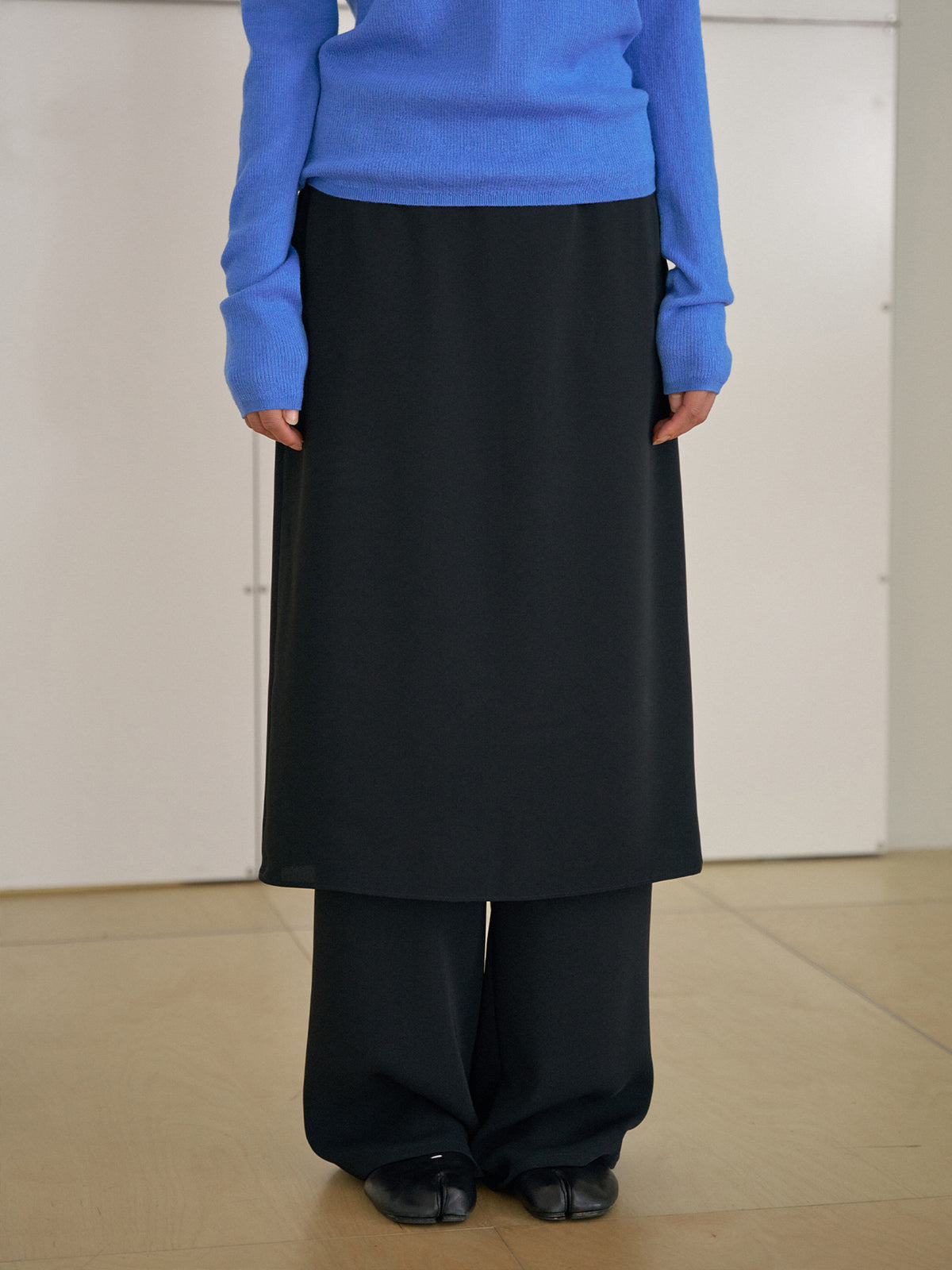 MARAN Skirt Overlay Pants - Black 商品画像14/21