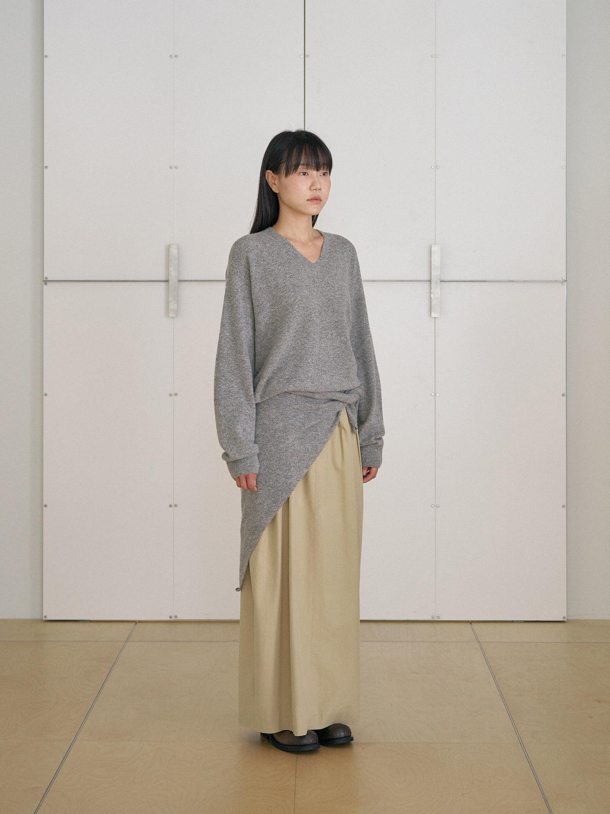 MARAN Cashmere Blend V-neck Pullover - Gray 商品画像21/21