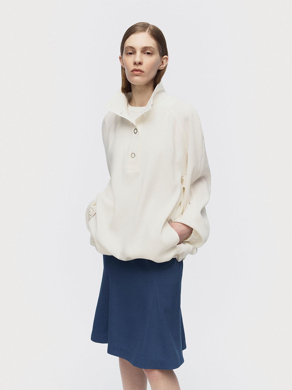 [ARIK.] [24SS] HELVETIOS oversized anorak Ivory
