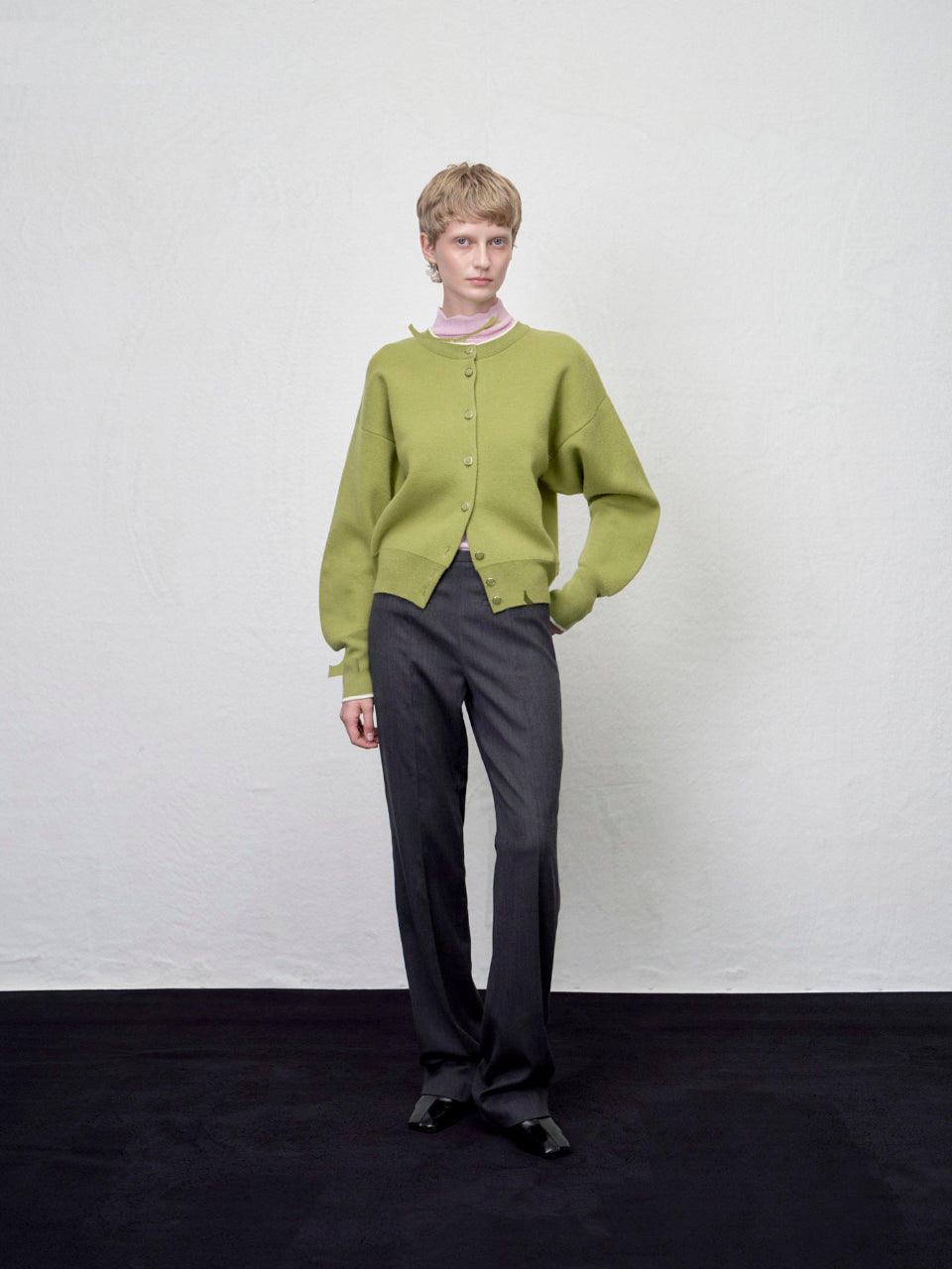 【ARIK. アリク AW】MINCHIR lettuce edge high neck knit top Milky Pink