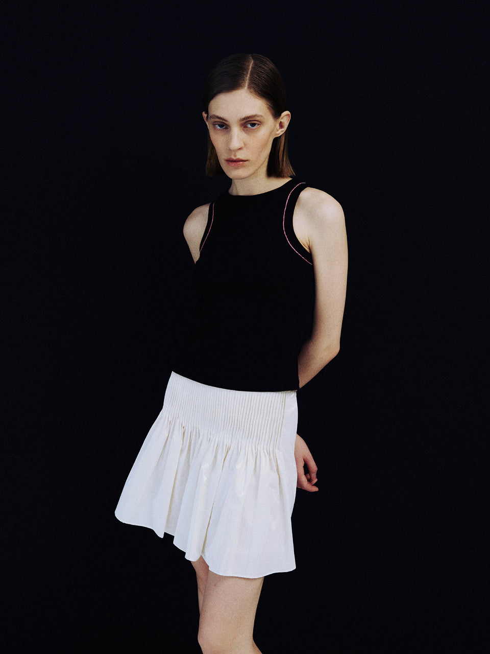 [ARIK. Arik] [24SS] DIPHDA pin tuck skirt Ivory