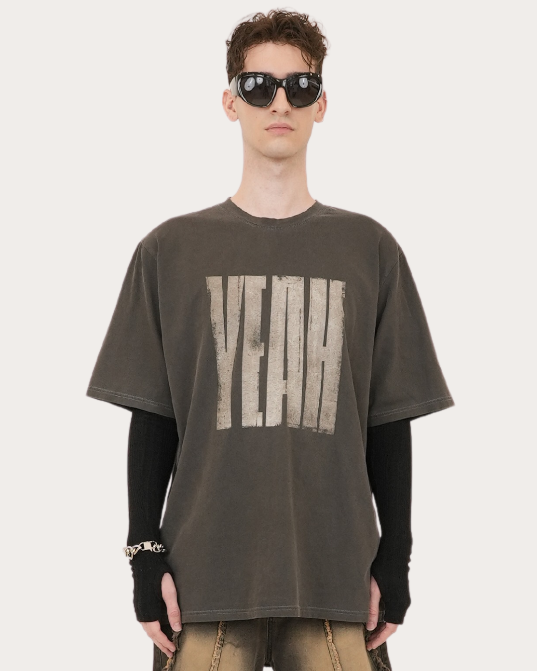 Graphic S/S TEE-CHARCOAL
