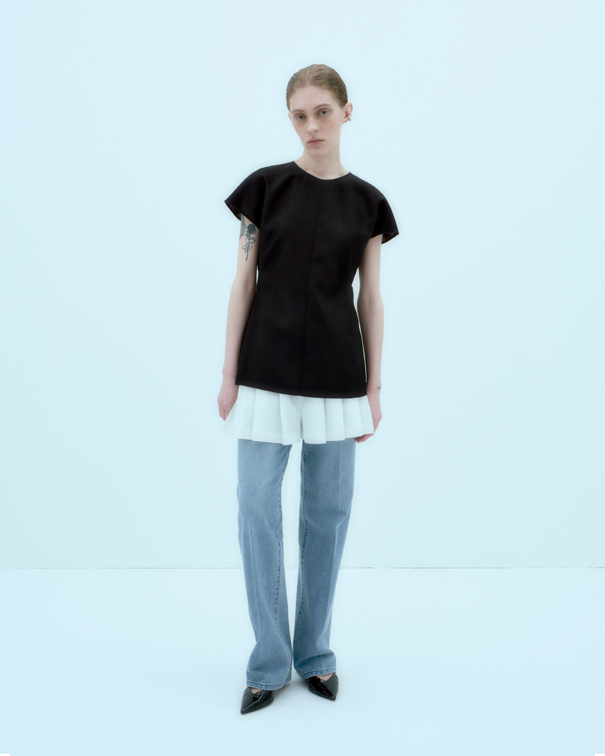 [ARIK.] [25SS] AIN silk blouse top Black