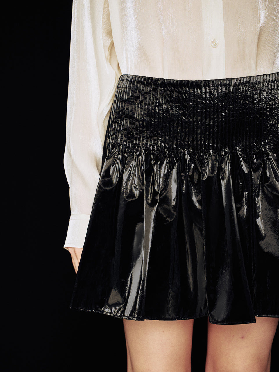 [ARIK. Arik] [24SS] DIPHDA pin tuck skirt Black