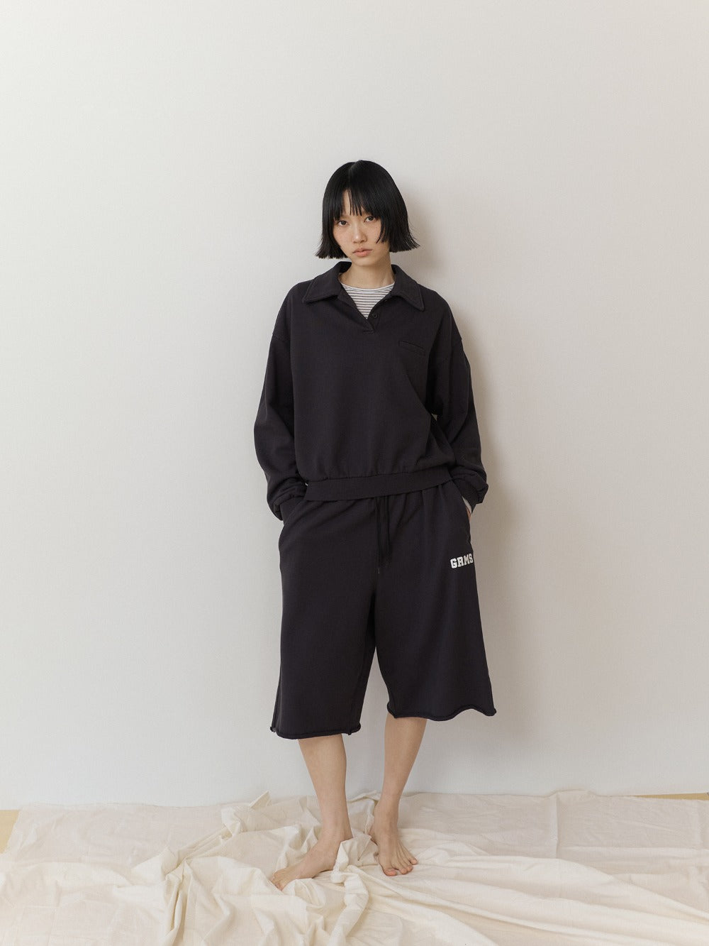 Cutoff Half Sweatpants - Charcoal