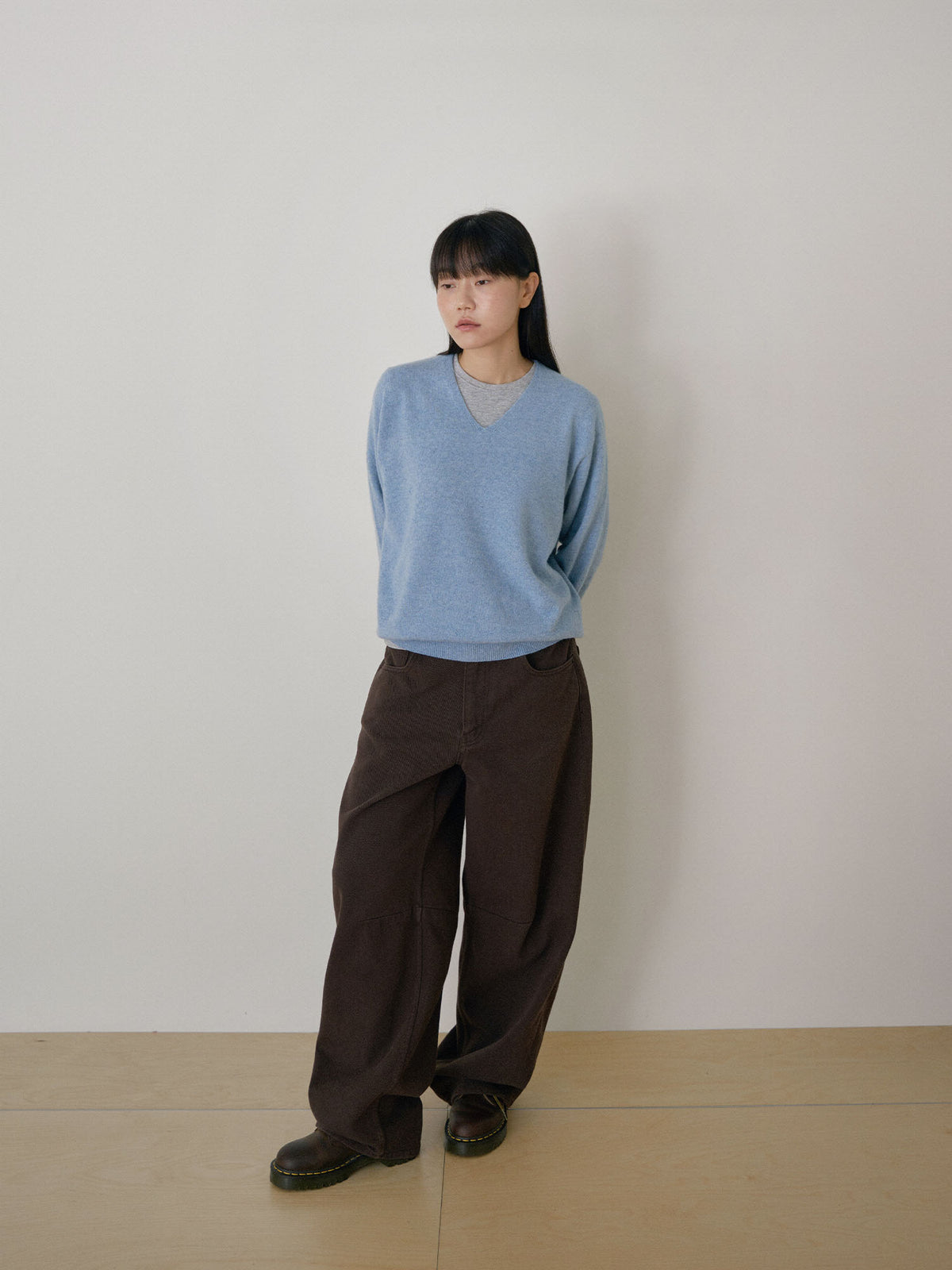 Cashmere Blend V-neck Pullover - Blue 10
