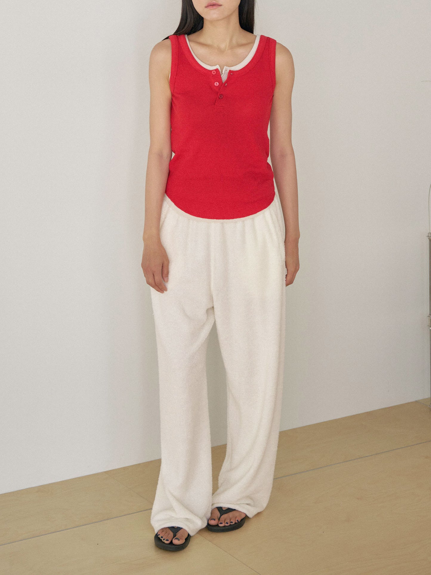 Waffle Button Sleeveless - Red