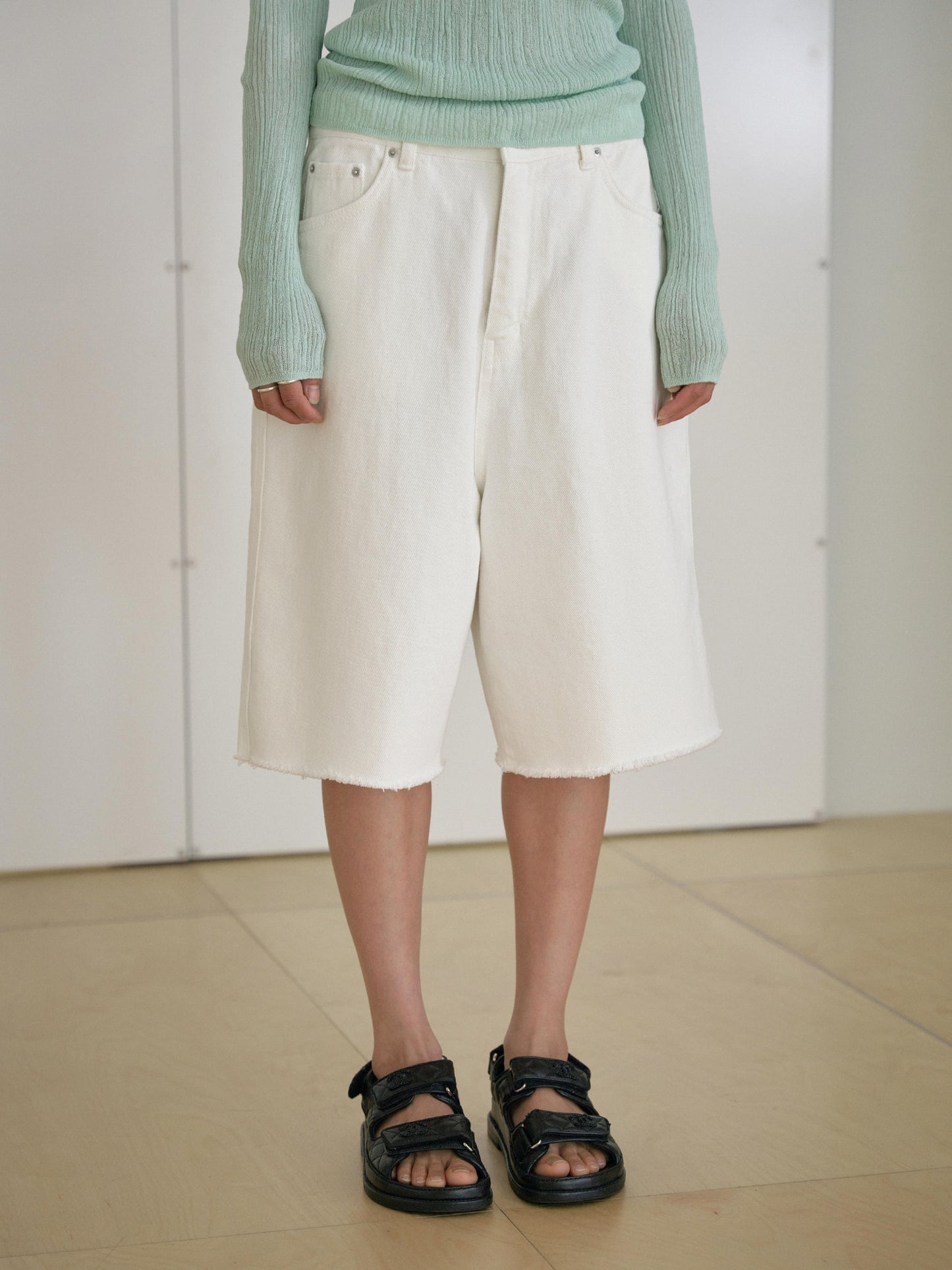 Cutoff Denim Shorts - Ivory