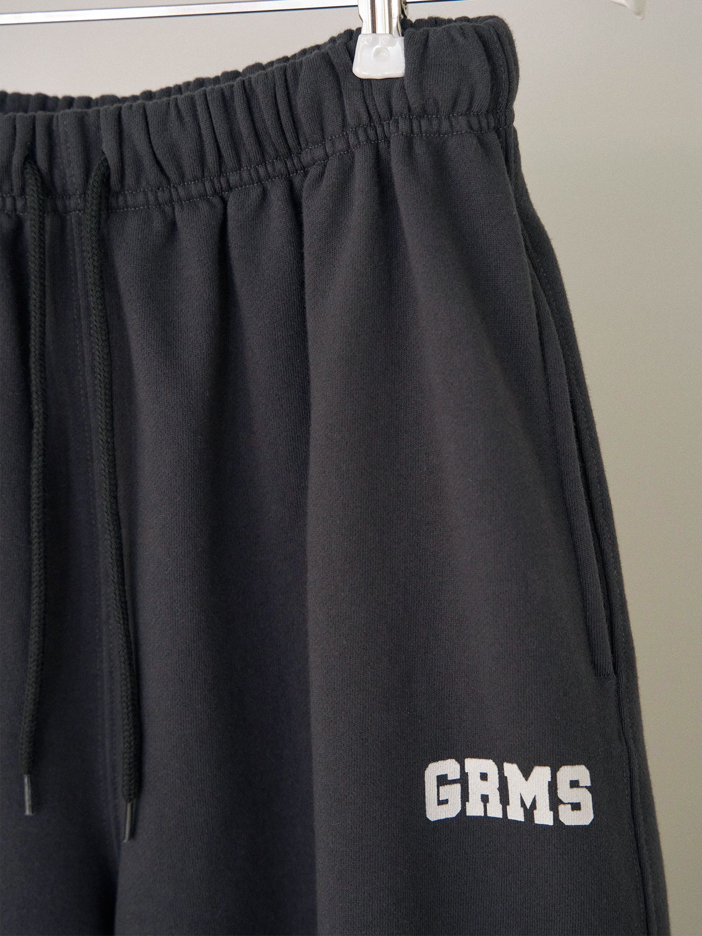 Cutoff Half Sweatpants - Charcoal