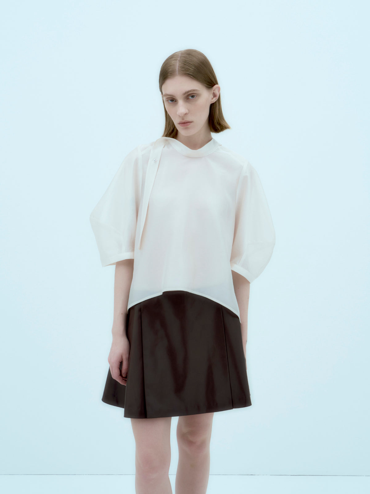 [ARIK.] [25SS] ALKES Panel flare skirt Umber Brown